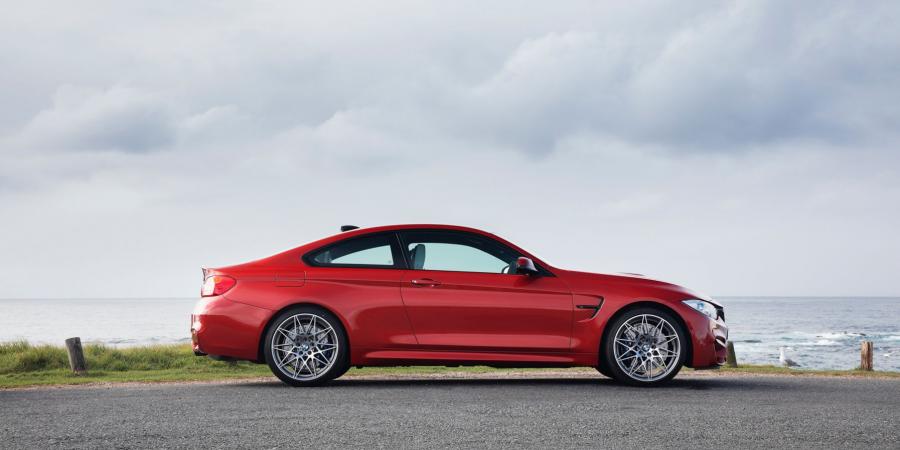  BMW M4 Coupe Competition Package 2016 года  (AU) (фото 2 из 41)